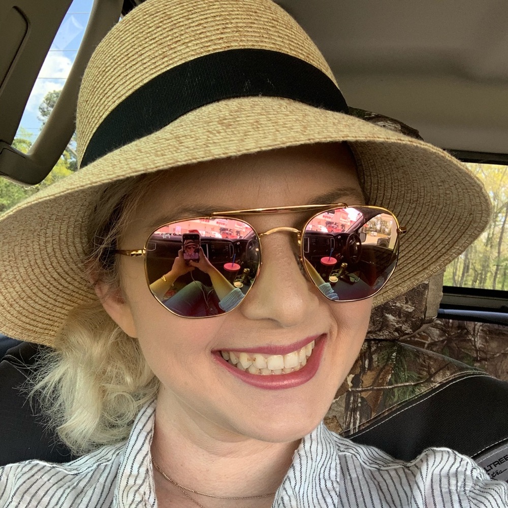 Meet your Posher, Anna